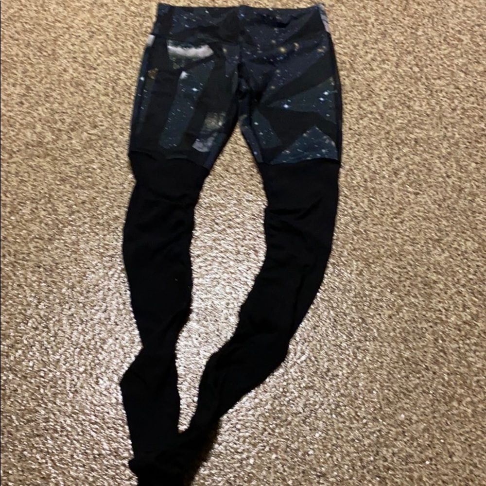 Alo perfect condition scrunch bottom leggings